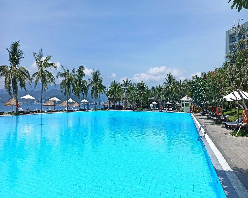 Bể bơi Vinpearl Nha Trang Resort