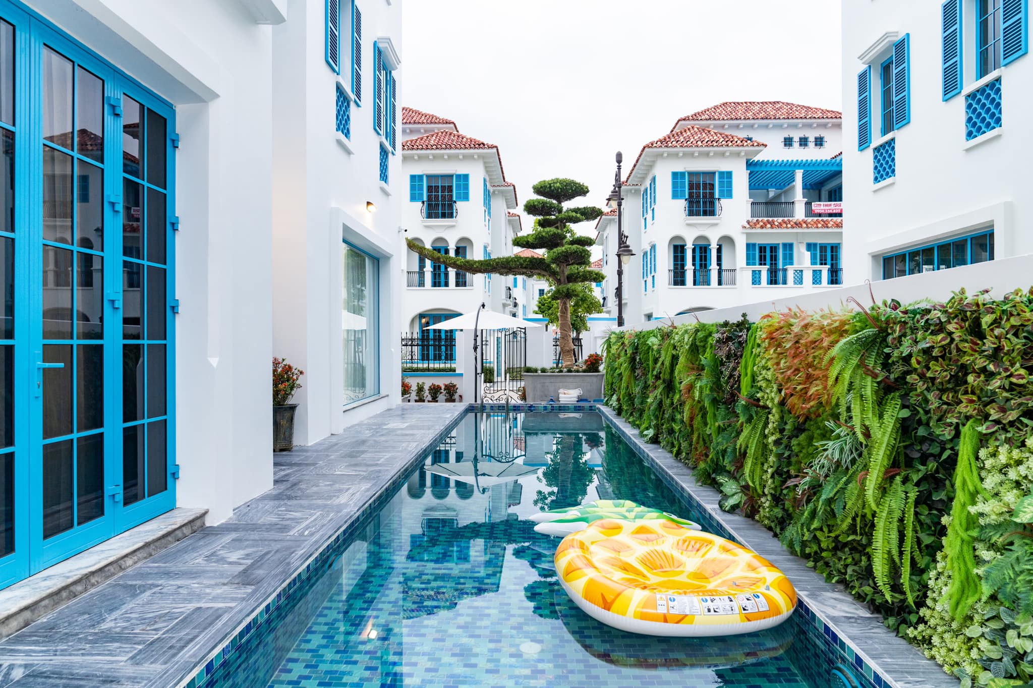 Villa gần biển có bể bơi tại Hạ Long